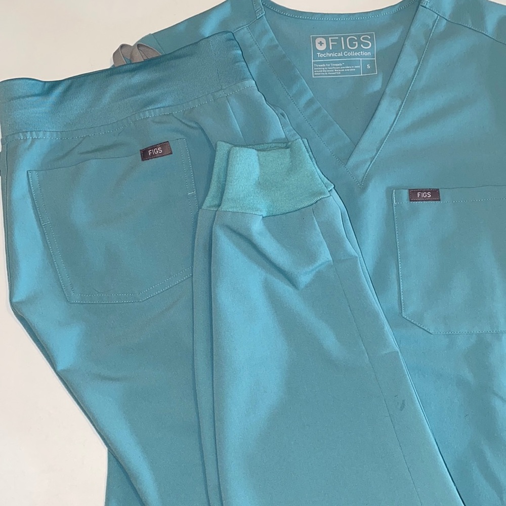 FIGS Limited Edition Sea Glass Zamora Jogger P/XS